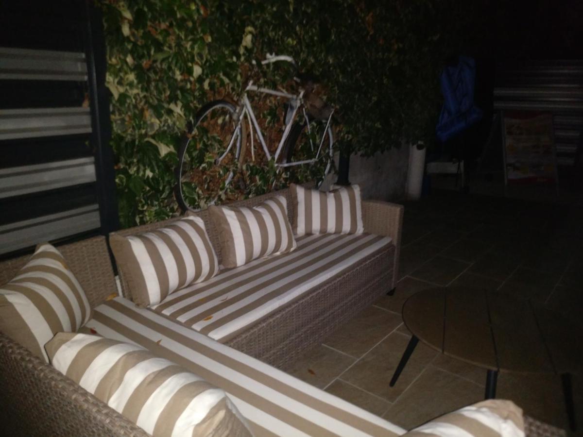 Apartments Villa A - Heating Pool Trogir Exterior photo