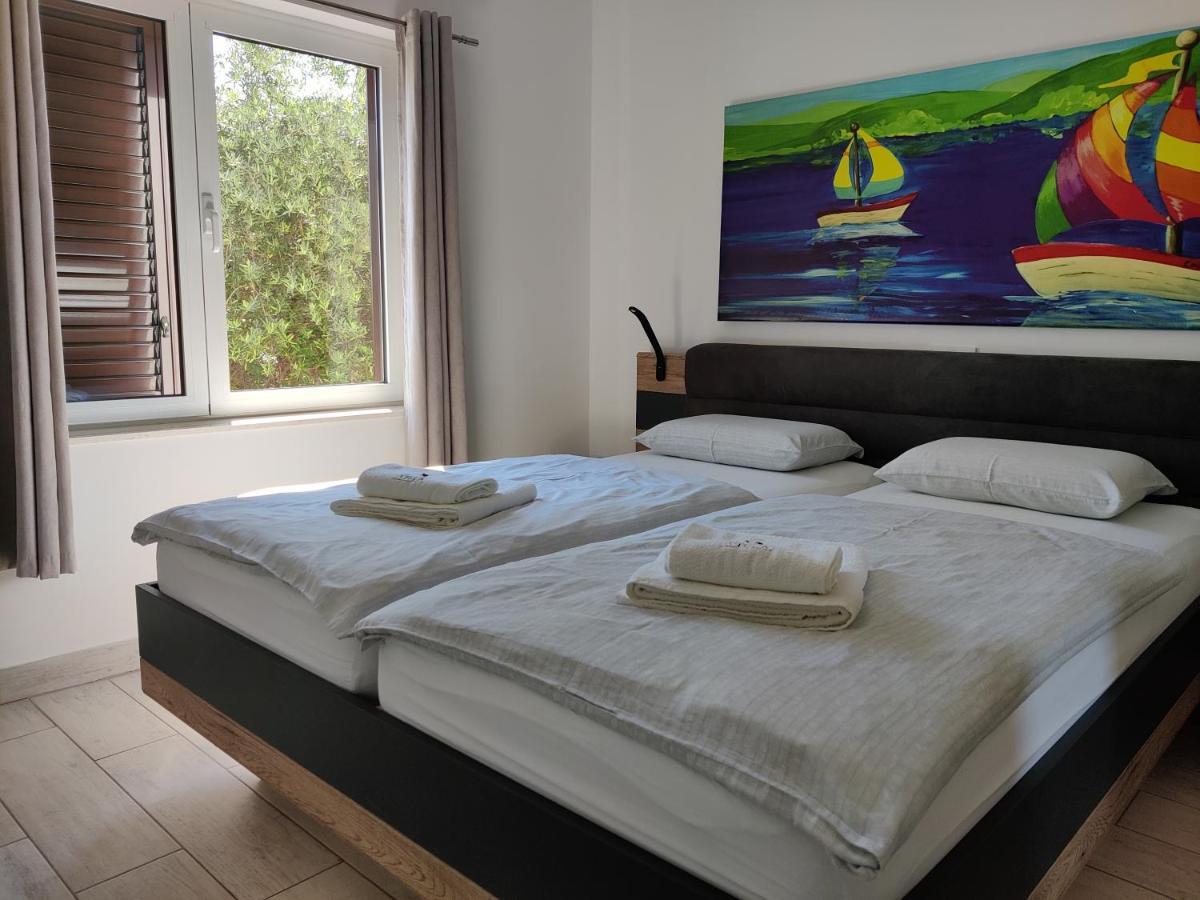 Apartments Villa A - Heating Pool Trogir Exterior photo