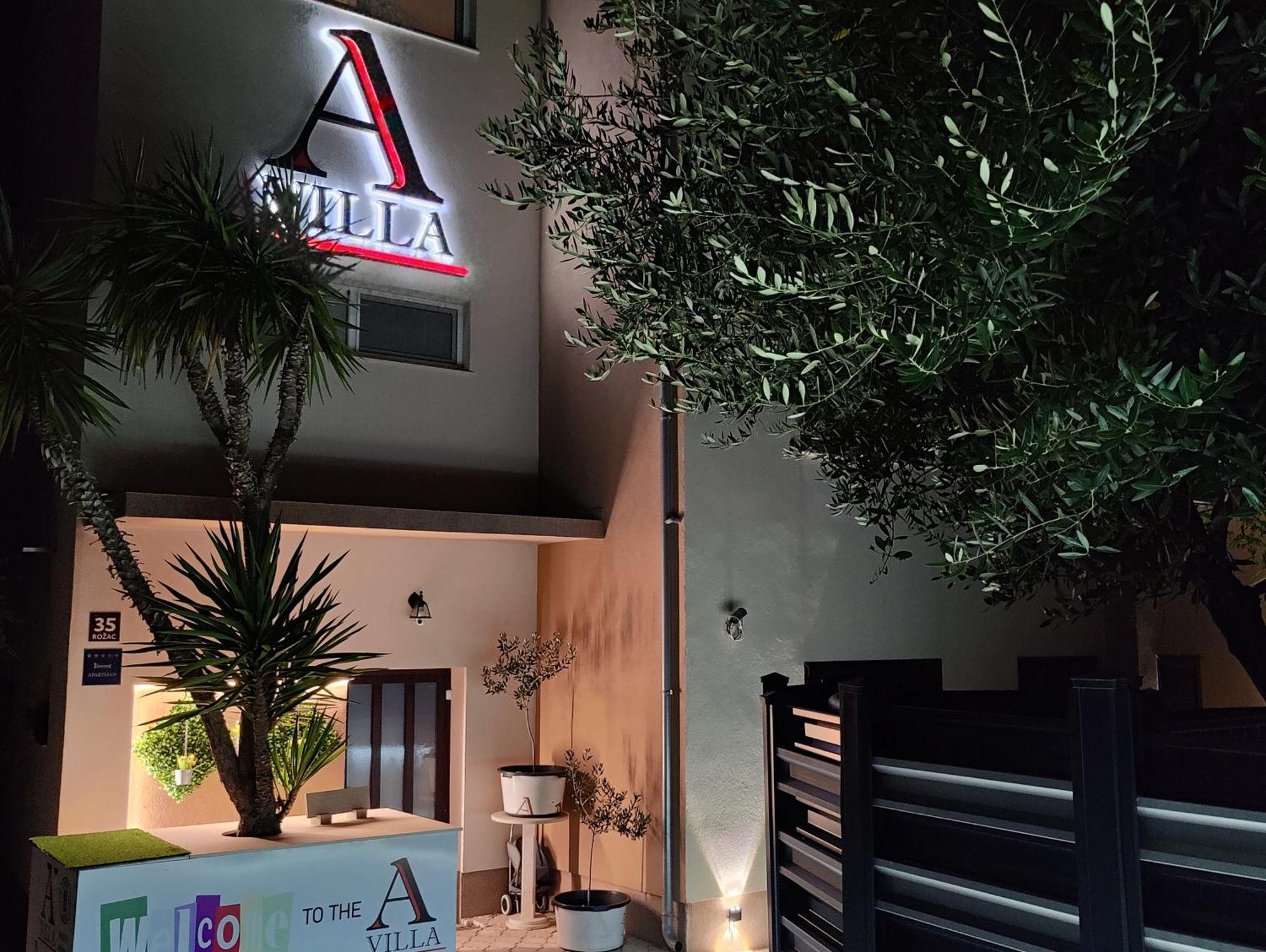 Apartments Villa A - Heating Pool Trogir Exterior photo